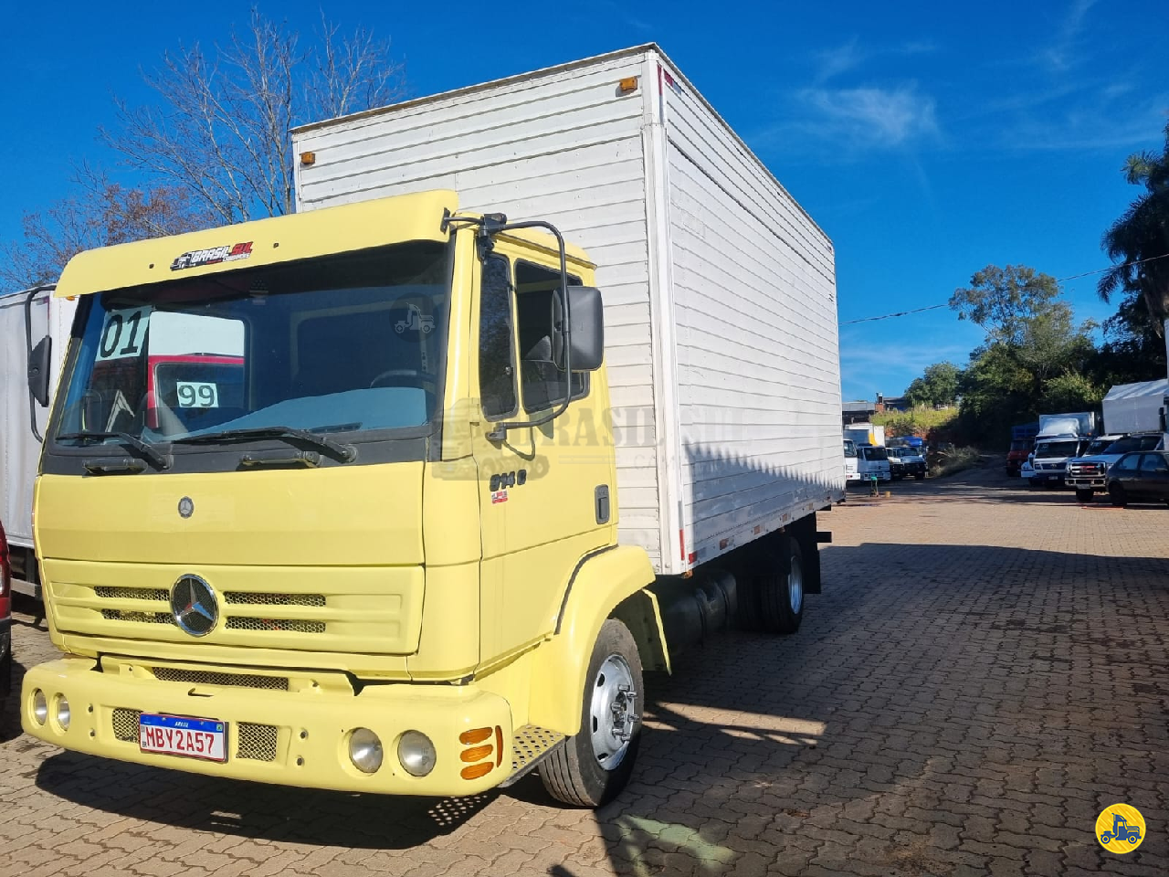 CAMINHAO MERCEDES-BENZ MB 914 Baú Furgão 3/4 4x2 Brasil Sul Caminhões PORTAO RIO GRANDE DO SUL RS